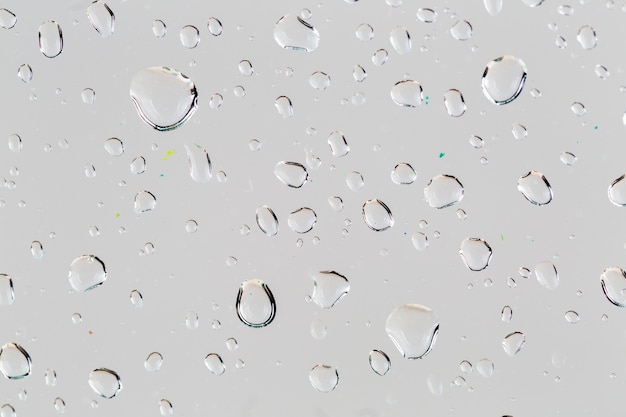 Free Photo close-up droplets on white surface