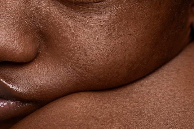 Free photo close up on face pores texture