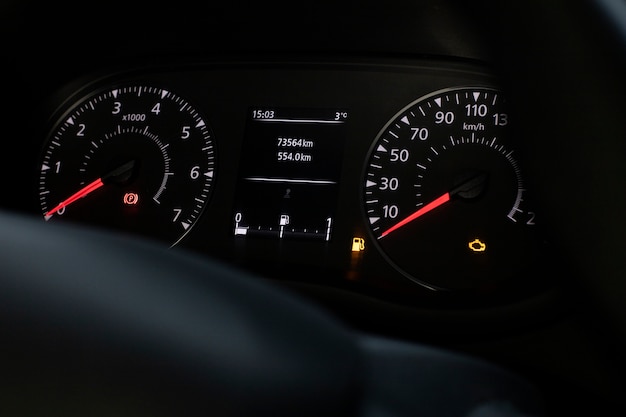 Free photo close up on fuel level gauge in vehicle