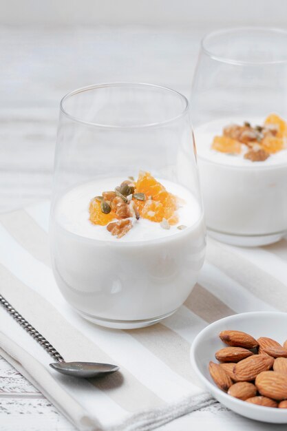 Close-up glasses of milk with oats