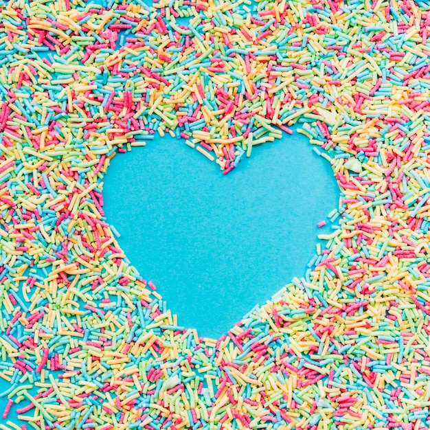 Free Photo close-up heart in sprinkles