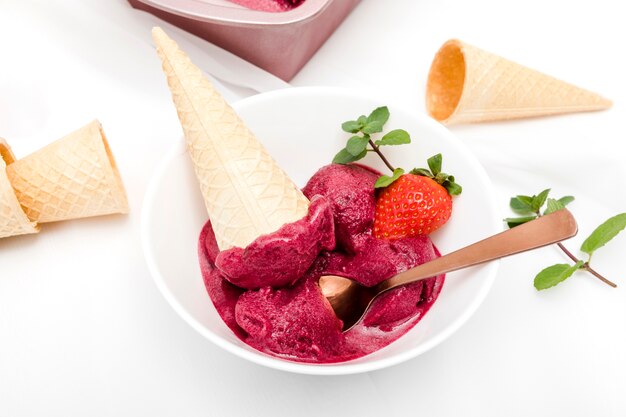 Close-up ice creams with fruits