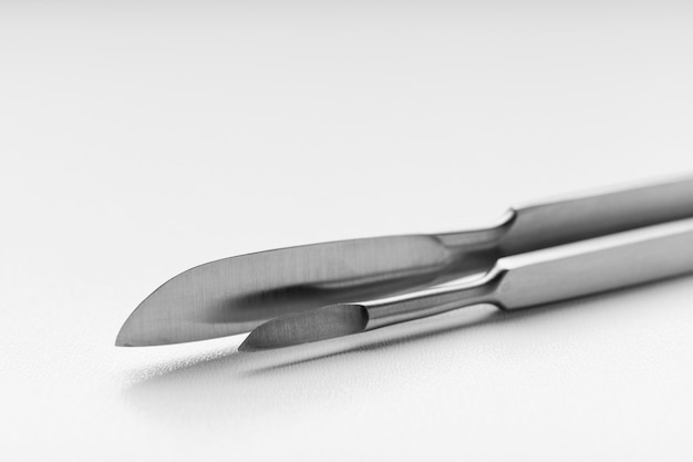 Free Photo close-up of metallic medical scalpel