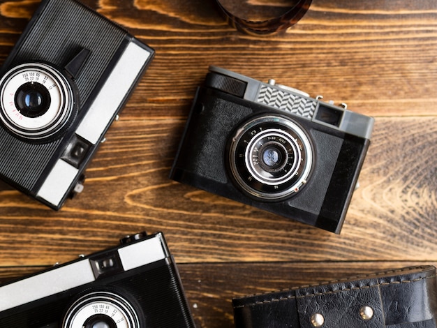 Free photo close-up of multiple retro photo cameras