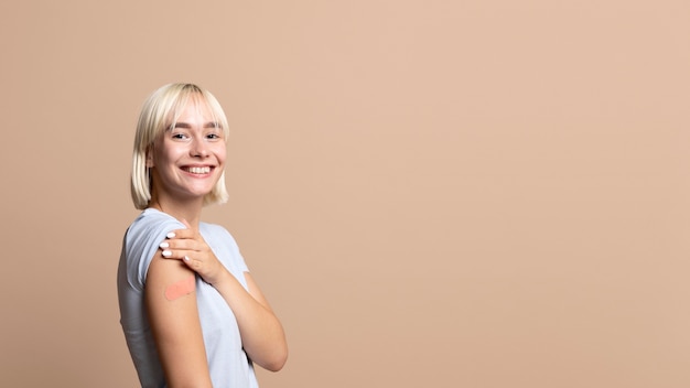 Free photo close up on person after being vaccinated