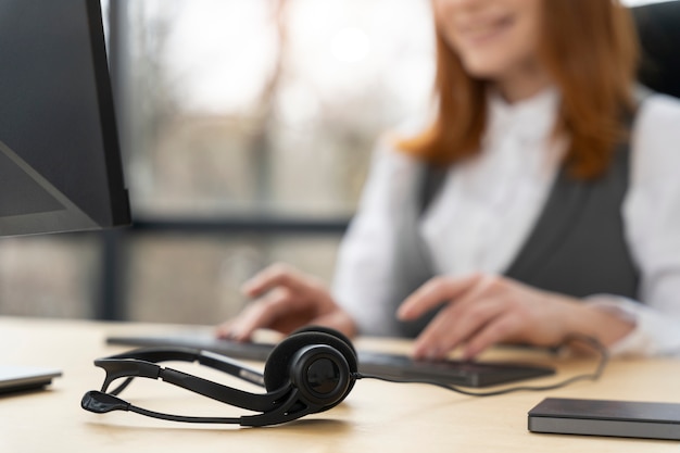 Free Photo close up on person working in call center