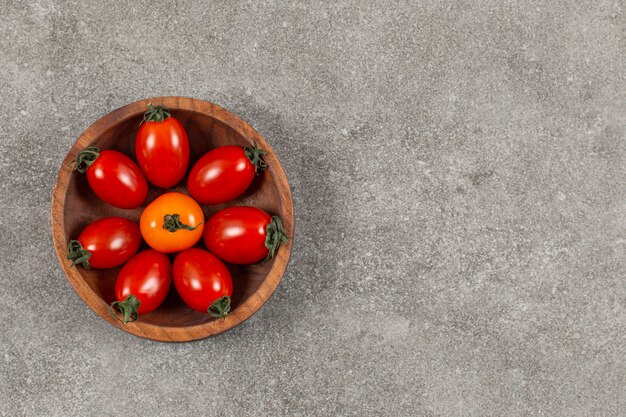 Close up photo of cherry tomatoes in bowl.