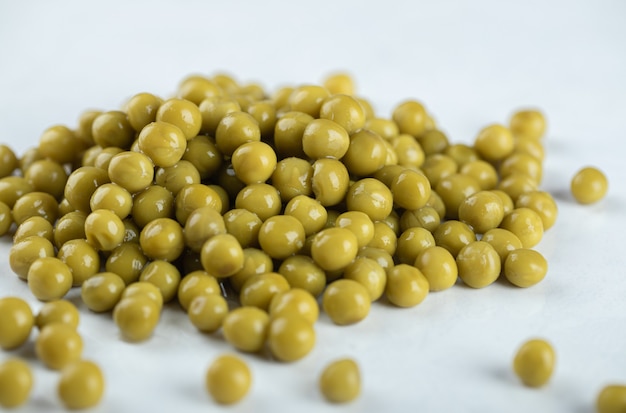 Free Photo close up photo. pile of green peas