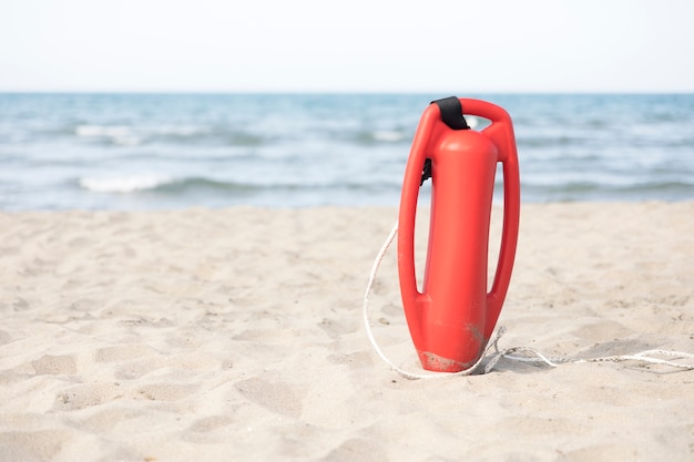 Free photo close-up rescue can on the beach