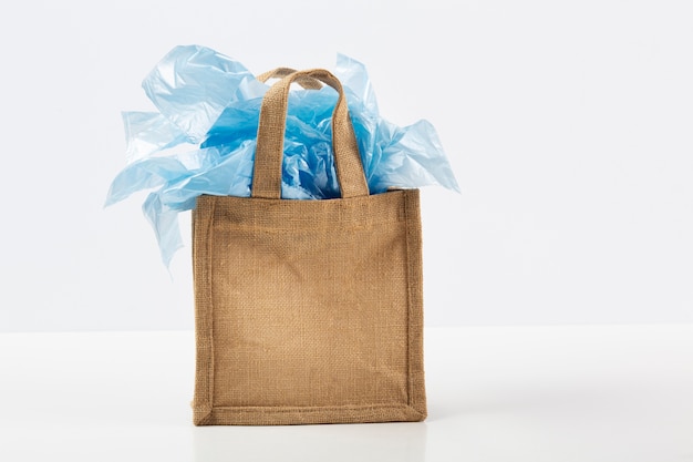 Close up on sustainable shopping bag alternatives