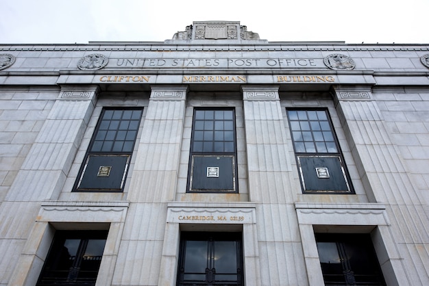 Free photo close up on tall post office building