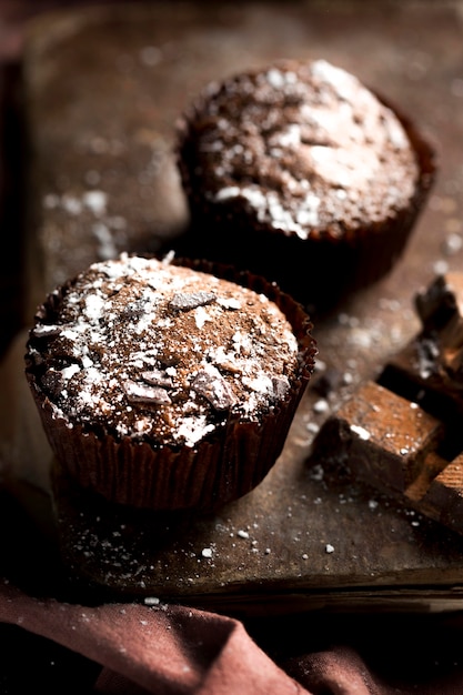 Free photo close-up view of delicious chocolate muffin