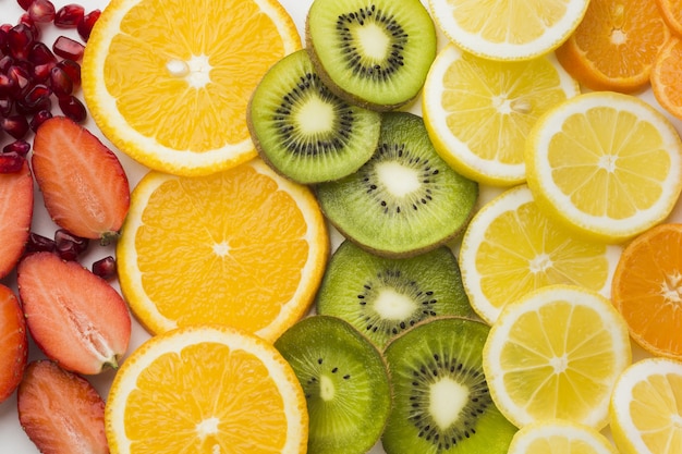 Free photo close-up view of fruits slices concept