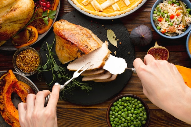 Free photo close-up view of thanksgiving meal concept