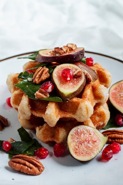 Free Photo close up waffles with figs and nuts