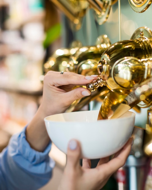 Free Photo close-up woman shopping organic products