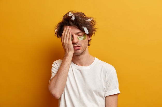 Free Photo close up on young handsome man isolated