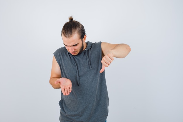 Free Photo close up on young man gesturing isolated