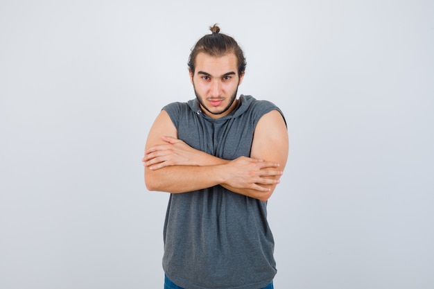 Free photo close up on young man gesturing isolated