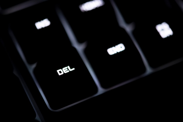 Free photo closeup of a black computer keyboard and del button