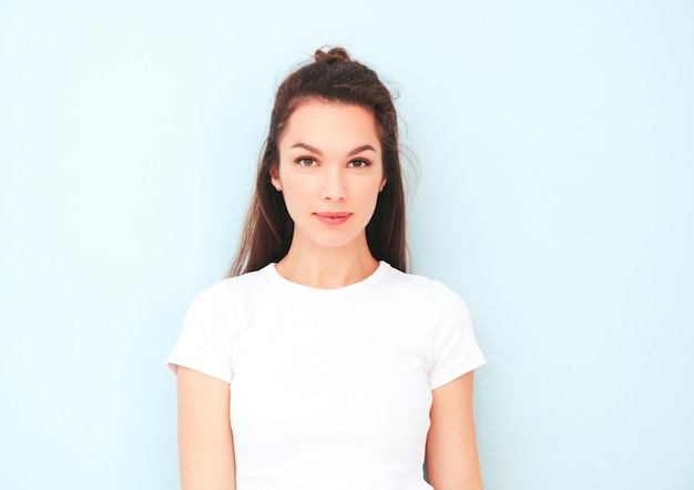 Free Photo closeup portrait of young beautiful smiling female in trendy summer white t-shirt