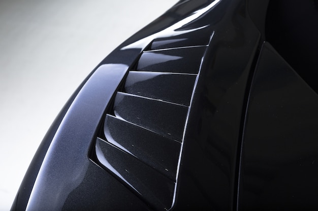 Free photo closeup shot of the exterior details of a modern black car