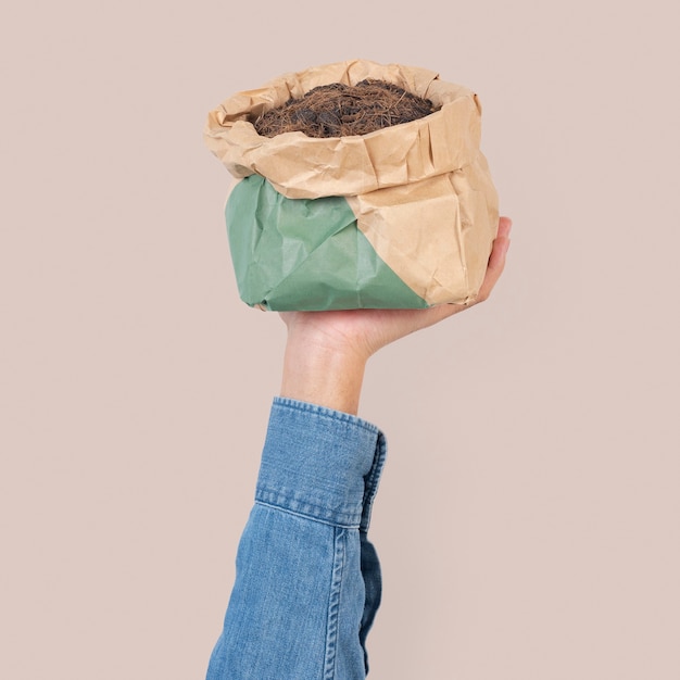 Free Photo coconut fiber gardening fertilizer in green packaging