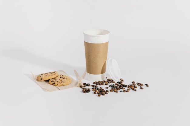 Free photo coffee to go concept