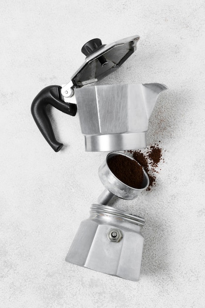 Free photo coffee maker and grinder with coffee powder