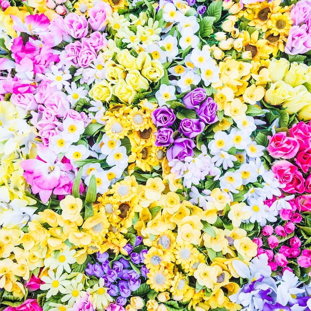 Free photo colorful background of beautiful flowers