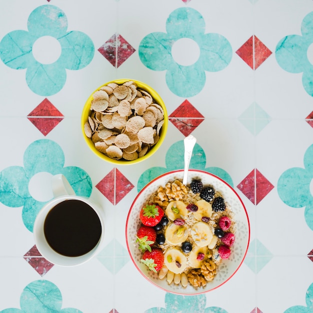 Free photo composed meal for healthy breakfast