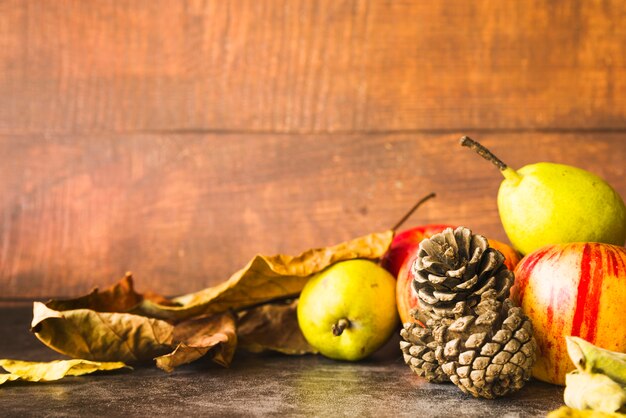 Composition with pears and cones 