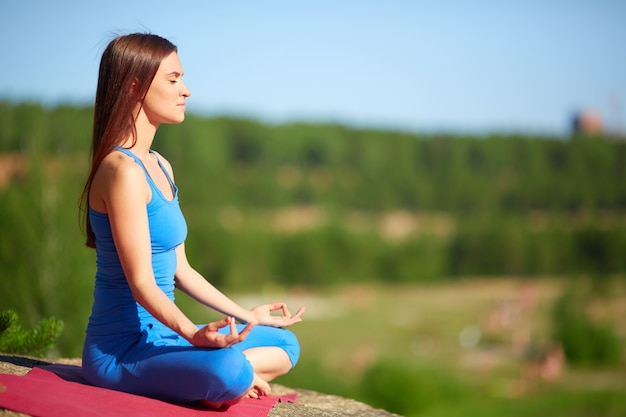 Concentrated woman on a sunny day