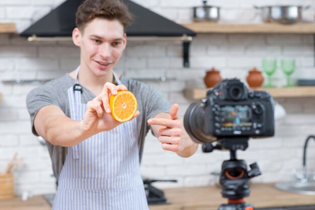 Cooking vlogger