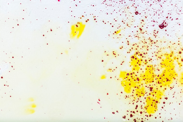 Free Photo copy space with yellow stains and speckles