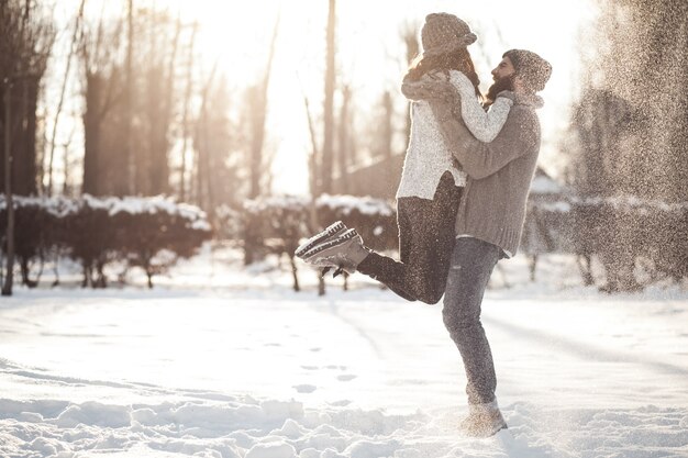 couple family cold fashion background