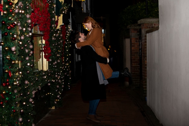 Free photo couple having fun at night