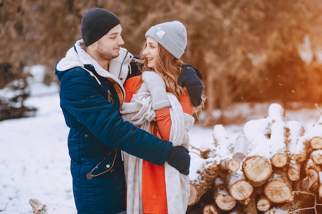 Free Photo couple in the park