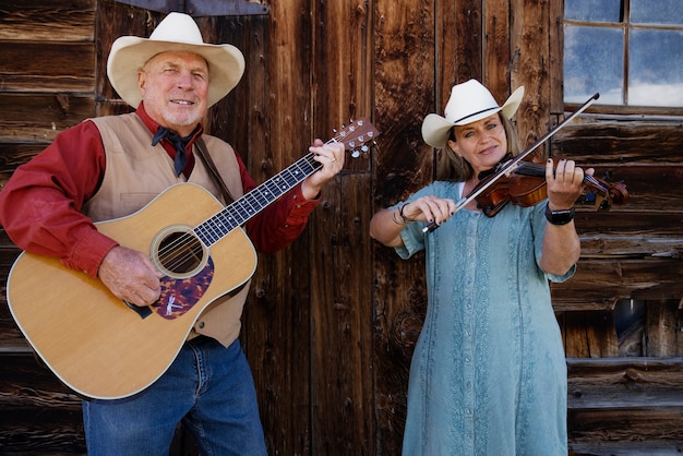 Free photo couple singing together country music