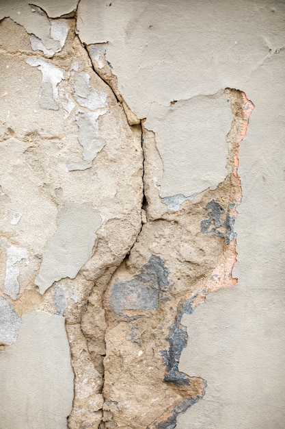 Cracked concrete wall