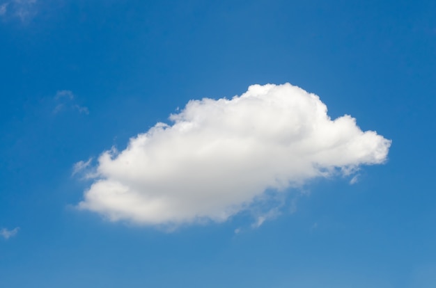 Free Photo cumulus cloudscape day beautiful blue