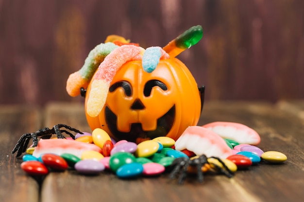 Free photo cute basket full of sweets