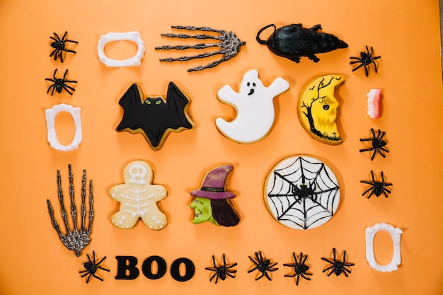 Free Photo cute halloween cookies