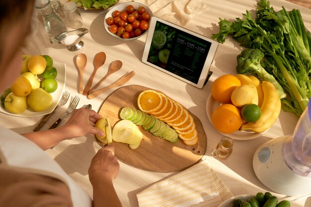 Cutting fruits