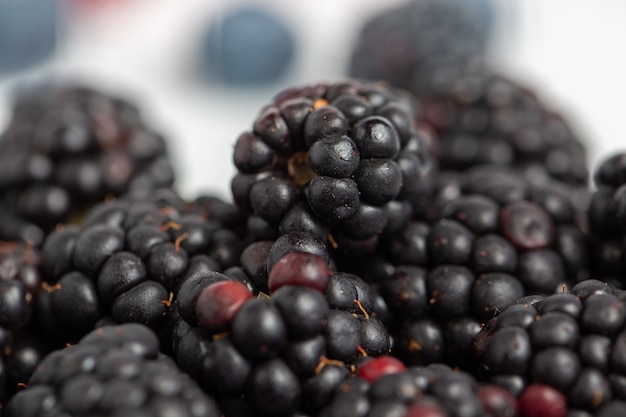 Free photo delicious blackberries closeup