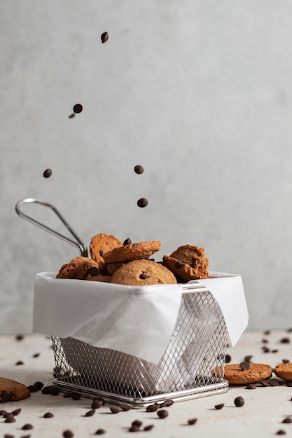 Free Photo delicious chocolate chips cookies