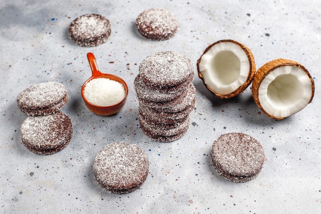 Free photo delicious chocolate and coconut cookies with coconut