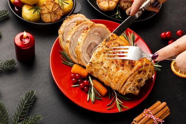 Free photo delicious christmas food arrangement