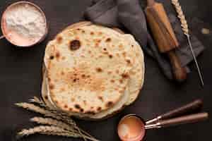 Free photo delicious composition of nutritious roti