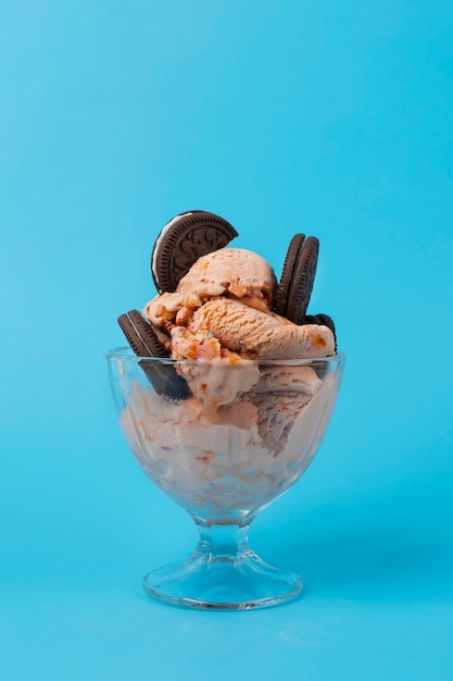 Delicious ice cream with cookies arrangement